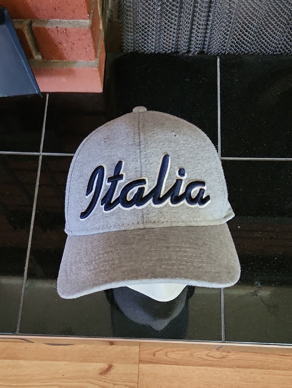Essential Caps Italia Hat